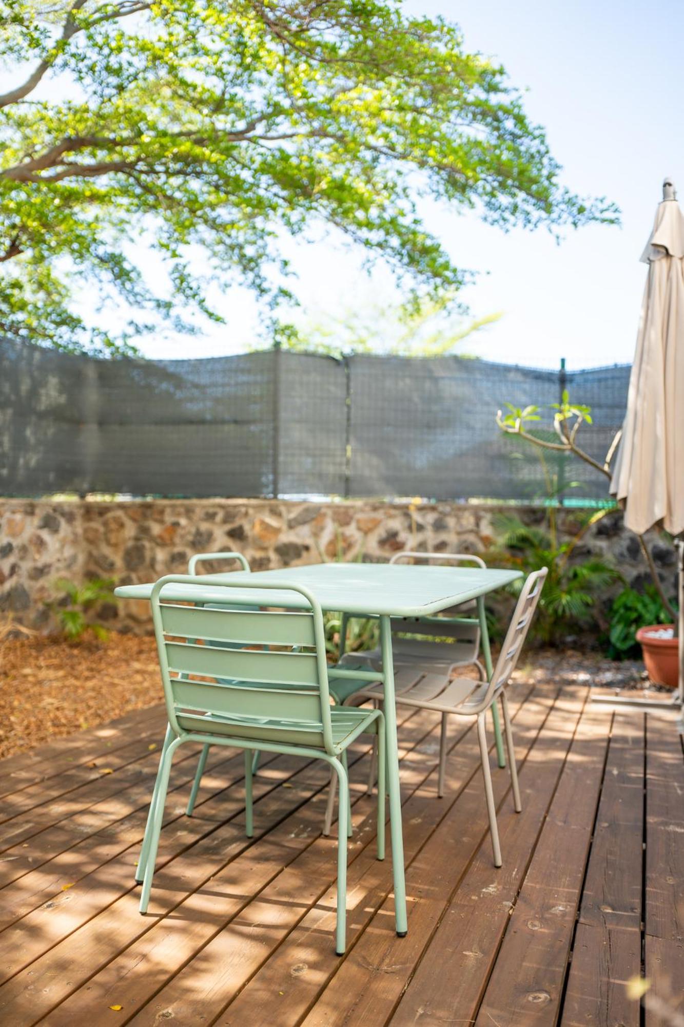 Le Celadon Saint Gilles Les Bains Exterior foto